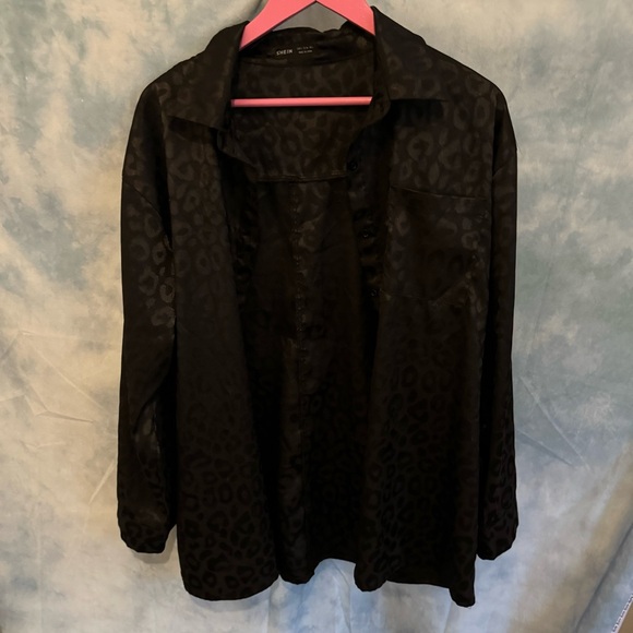 SHEIN Tops - Oversized black leopard print button up